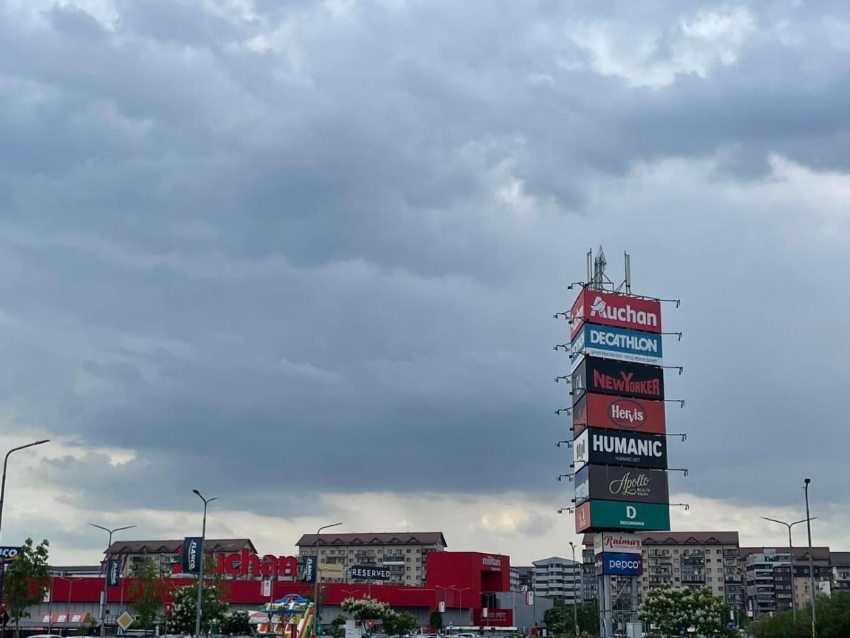 Militari Comfort Apartment Rosu ภายนอก รูปภาพ